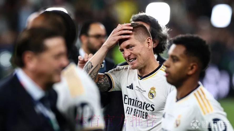 克罗斯:加盟皇马前与曼联达协议 但他们炒了莫耶斯 克罗斯:加盟皇马前与曼联达协议 但他们炒了莫耶斯